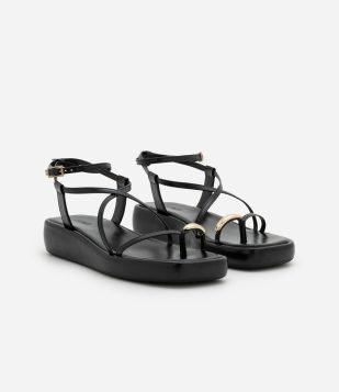 Sandália Rasteira Flatform em PU com Dedal de Metal Preto