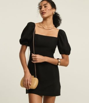 Vestido Reto Curto em Tricoline com Manga Bufante Preto