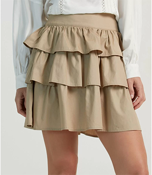 Saia Curta Em Tricoline Com Fechamento Zíper Lateral E Babados Bege