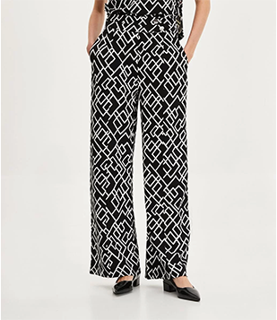 Calça Wide Leg Em Crepe Com Cós Transpassado E Estampa Geométrica Preto