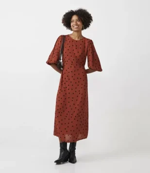 Vestido Midi Em Viscose Com Elástico Na Cintura E Estampa Poá Marrom