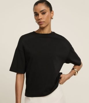 Blusa Oversized Básica em Malhão com Manga Curta Preto