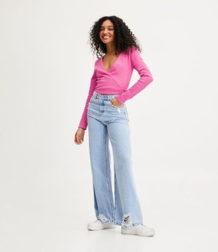 Calça Wide Leg Em Jeans Com Bolsos E Puídos Azul