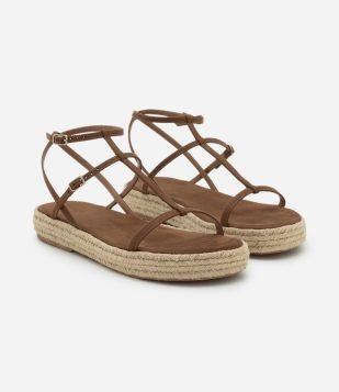 Sandália Rasteira Flatforme com Tira Salomé Marrom