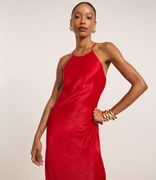 Vestido Long Midi em Cetim com Decote Halter Vermelho