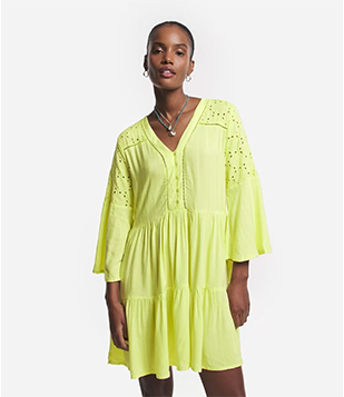 Vestido Curto Em Viscose Com Entremeios E Textura Laise Amarelo