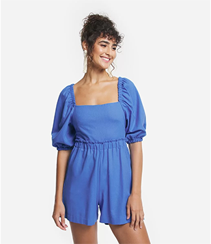 Macaquinho Em Linho Com Manga Balonê E Cós Com Babado Azul