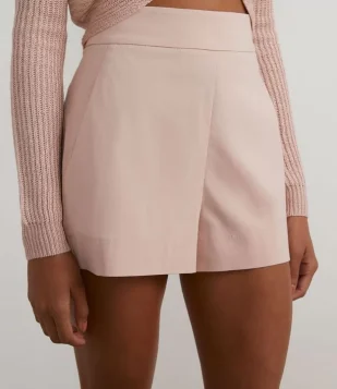Short em Bengaline com Zíper Tratorado na Lateral Rosa Claro