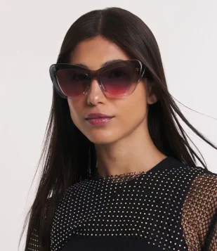 Óculos de Sol Gateado com Lentes Degradê Cinza