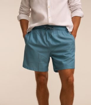 Bermuda Microfibra com Estampa de Folhagem Azul