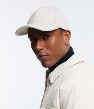 Boné Aba Curva com Textura de Linho Rústico Off White