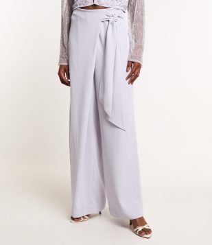 Calça Pantalona em Crepe com Sobreposição e Amarração Lilás