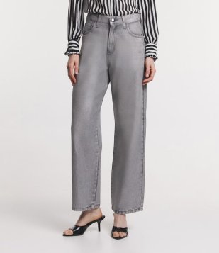 Calça Reta Cintura Alta Em Jeans Metalizado Com Bolsos Prata