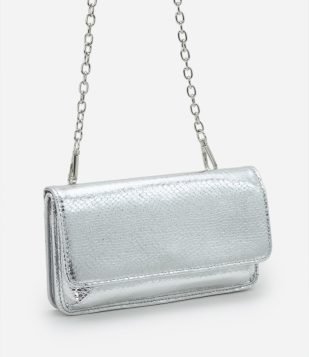 Carteira Transversal Grande em Pu com Textura Snake e Alça de Corrente Prata