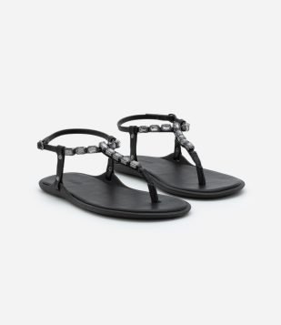 Sandália Rasteira com Cristais Aplicados nas Tiras Preto