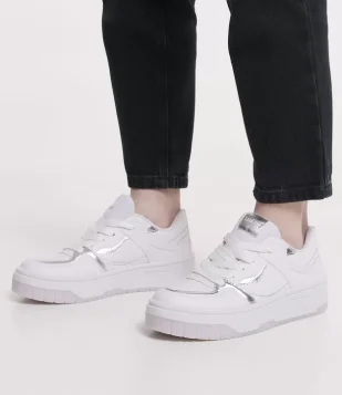 Tênis Cano Baixo Com Recortes Branco