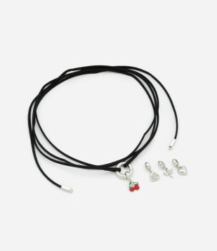 Colar Camadas em Poliamida com Pingentes em Metal Preto