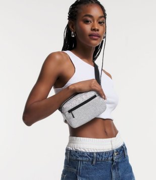 Pochete Em PU Com Glitter Prata