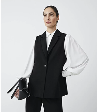 Colete Alongado Em Alfaiataria Com Detalhe Lateral Preto