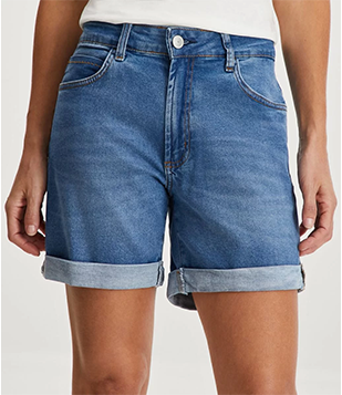 Bermuda Jeans Com Elastano E Barra Dobrada Azul Médio