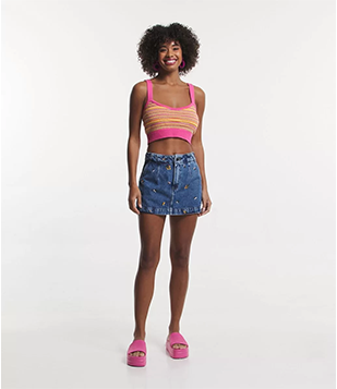 Saia Curta Jeans Com Bolsos E Bordado Floral Liberty Azul