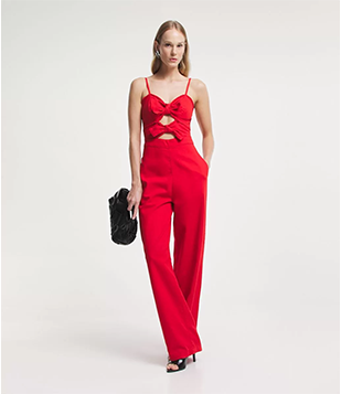 Macacão Longo Em Sarja De Alcinha Com Laços No Frontais Vermelho