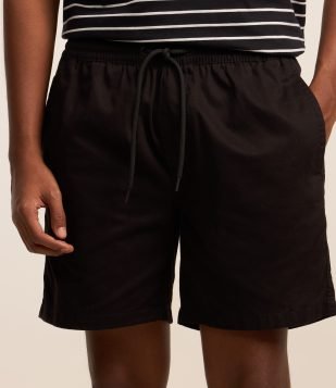 Bermuda em Sarja com Elástico no Cós e Cordão Preto