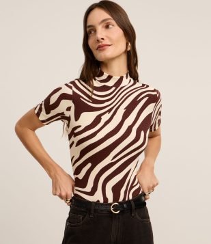 Blusa em Ribana com Gola Alta e Estampa Zebra Marrom-Branco