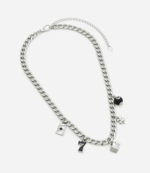 Colar em Metal com Corrente em Elos Grossos e Pingentes de Cassino Prata