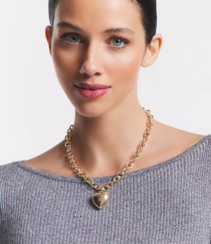 Colar Curto Em Metal Com Pingente De Coração Bold Dourado