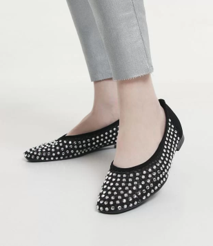 Sapatilha Maxi Com Aplicações Preto