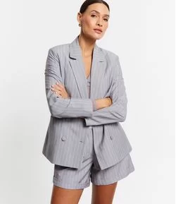 BLAZER ALFAIATADO COM GOLA LAPELA E ESTAMPA RISCA DE GIZ