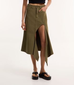 Saia Longa Jeans com Recorte Assimétrico Profundo Verde Oliva