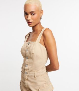 Vestido Curto Sem Manga Em Sarja Com Bolsos Cargo Afivelados Bege