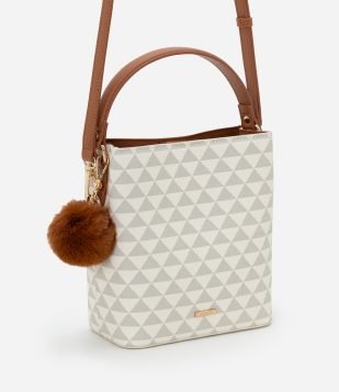 Bolsa Bucket Média em PU Estampa Triângulos com Detalhes Off White