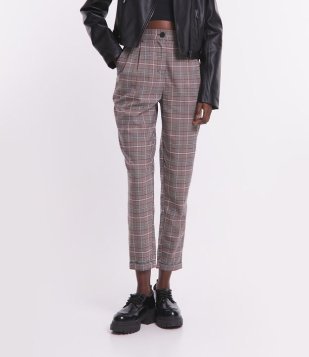 Calça Cenoura Em Alfaiataria Xadrez Marrom