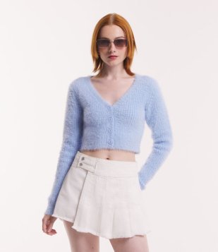 Cardigan Cropped Em Tricô Peludinho Com Abotoamento Frontal Azul
