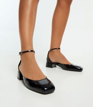 Sapato De Boneca Envernizado Com Bico Quadrado Preto