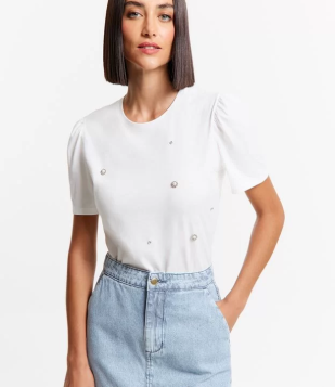Camiseta Em Meia Malha Com Manga Bufante E Aplicação De Flores E Pérolas Branco