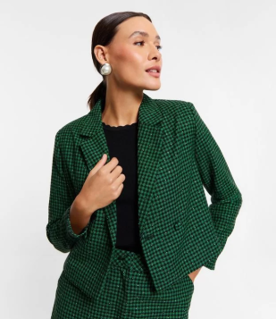 Blazer Cropped Alfaiatada Com Estampa Xadrez E Aplicação De Strass Hotfix Verde