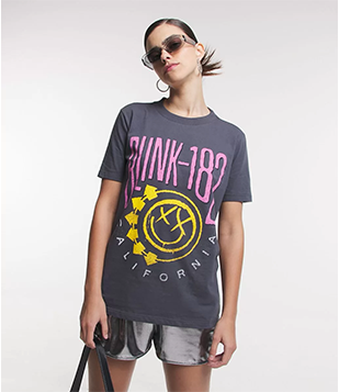 Camiseta Alongada Em Meia Malha Com Estampa Blink 182 Cinza