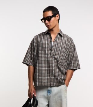 Camisa Oversized em Flanela com Efeito Amassado Cinza