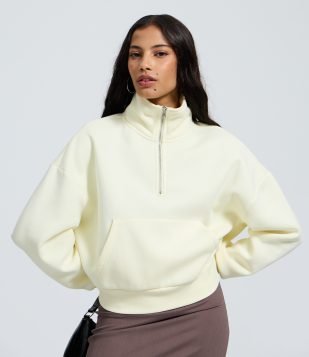Moletom com Forro Fleece e Zíper na Gola Alta Branco