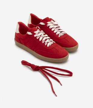 Tênis Street Caixa Baixa Com Recortes E Cadarço Extra Vermelho