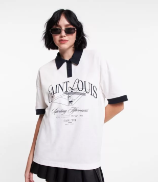Blusa Polo Em Meia Malha Com Estampa Saint Louis Branco