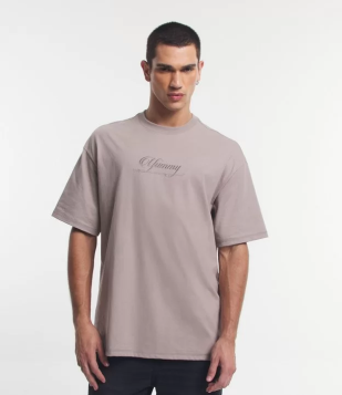 Camiseta Oversized Em Meia Malha Com Bordado Em Lettering Bege
