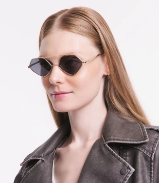 Óculos De Sol Quadrado Com Hastes Finas E Ponte Dupla Dourado