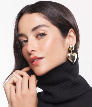 Brinco Médio Em Metal Bold Com Formato De Coração Dourado