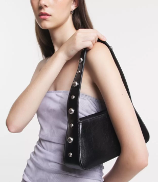 Bolsa Baguete Em PU Com Detalhes Em Metal Preto