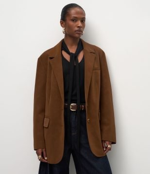 Blazer em Suede com Gola e Bolsos de Lapela Marrom